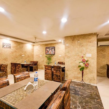 The Bellwood Suites Near Igi Airport Ню Делхи Екстериор снимка