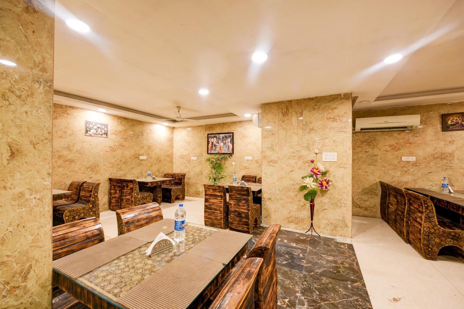 The Bellwood Suites Near Igi Airport Ню Делхи Екстериор снимка
